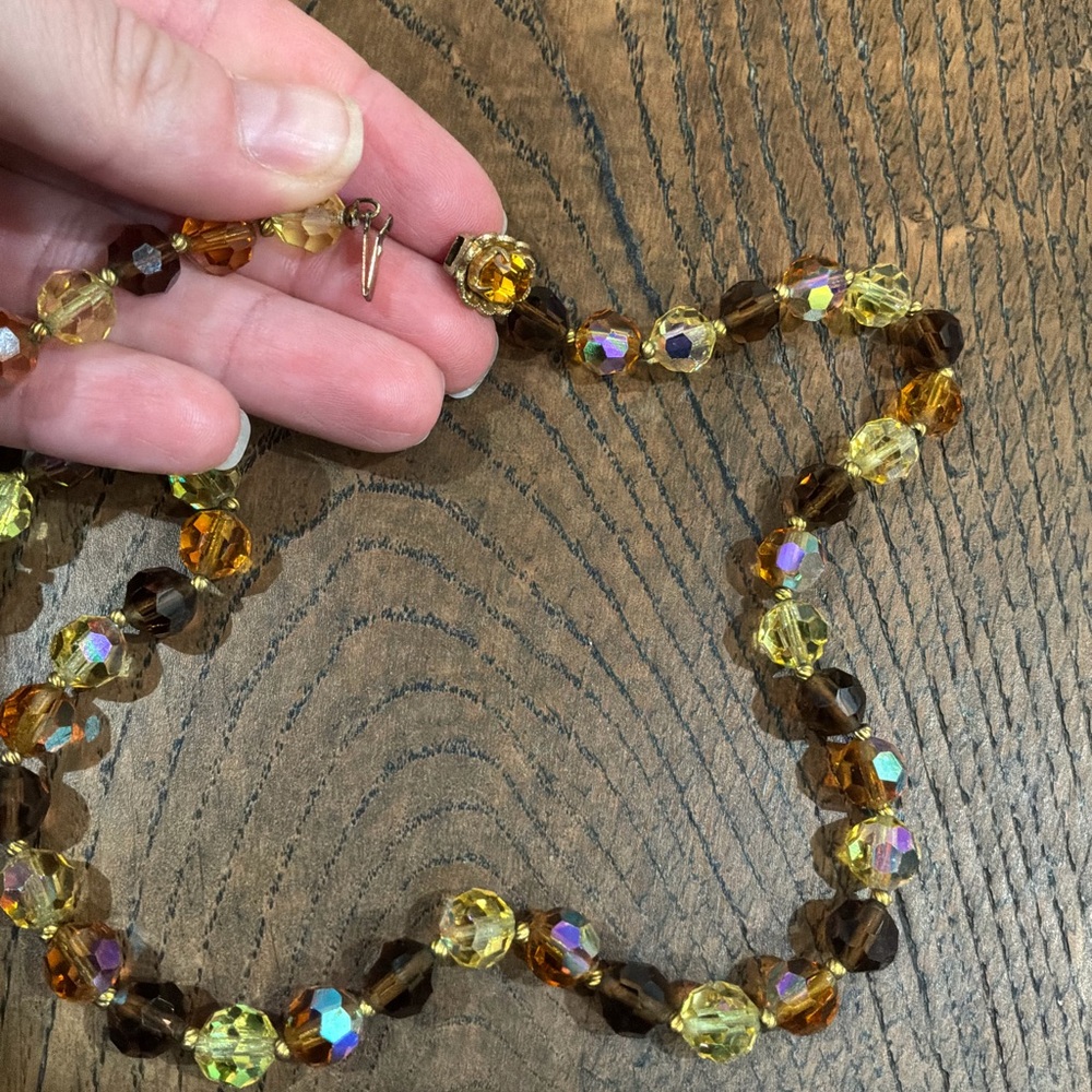Vintage Multicolor Brown Beaded Necklace - Picture 3 of 3